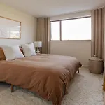 Scarborough Beach Retreat