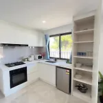A3 Airportretreat - Full Kitchen, Biz & Leisure