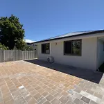 A3 Airportretreat - Full Kitchen, Biz & Leisure