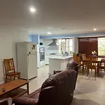 Master Room With Ensuit In A Lovly House