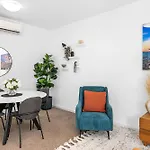 2Bdr On Beaufort Street Parking - Mount Lawley