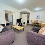 Apartment In Northbridge