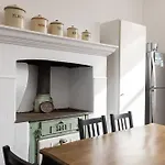 View House By Swan Bnb Management