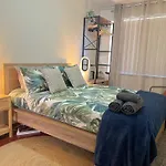 Cosy & Private, Walk To East Vic Park