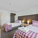Stylish 2-Bedroom Apartment In The Heart Of Perth