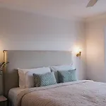 Dolce Vista - North Beach Coastal Haven