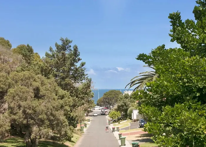 Cottesloe Beach View Apartment - Executive Escapes