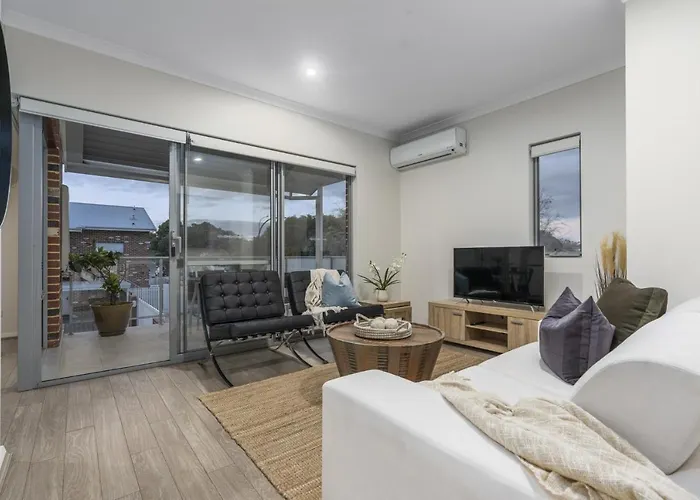 Modernista Getaway Your Airport Retreat