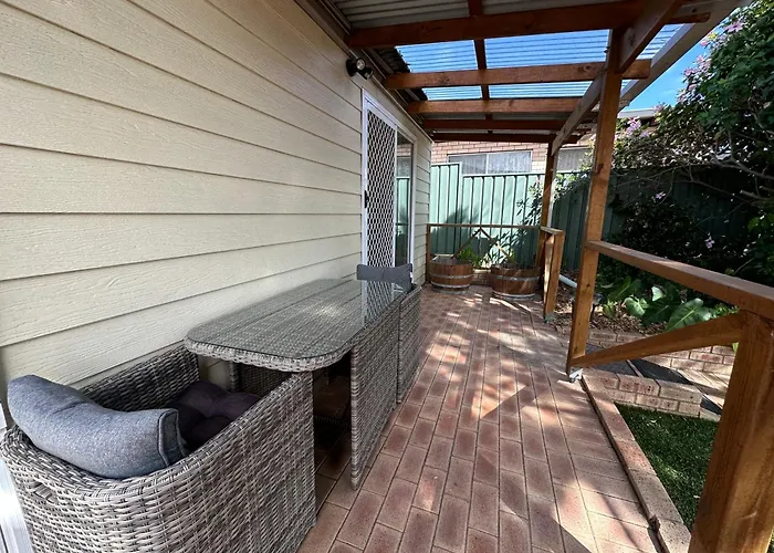 Studio Granny Flat In Melville With Patio