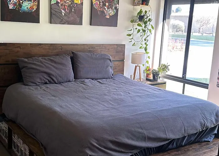 Master Bedroom Beechboro