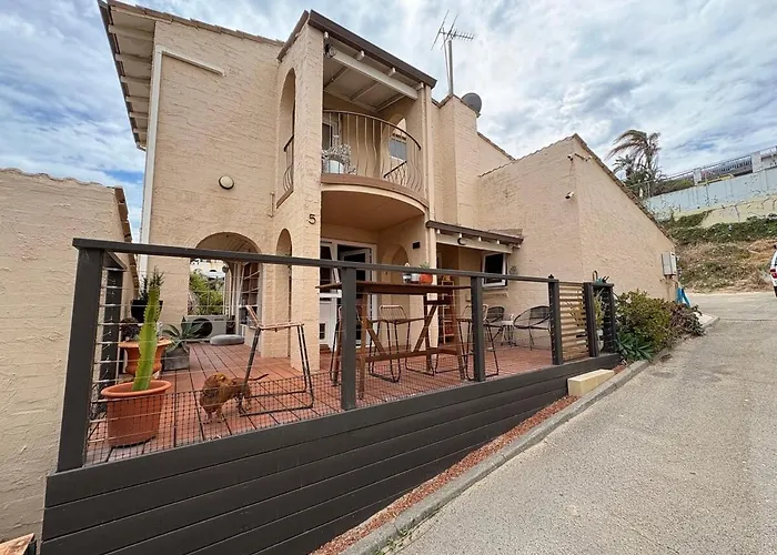 Scarborough Beach Side Retreat