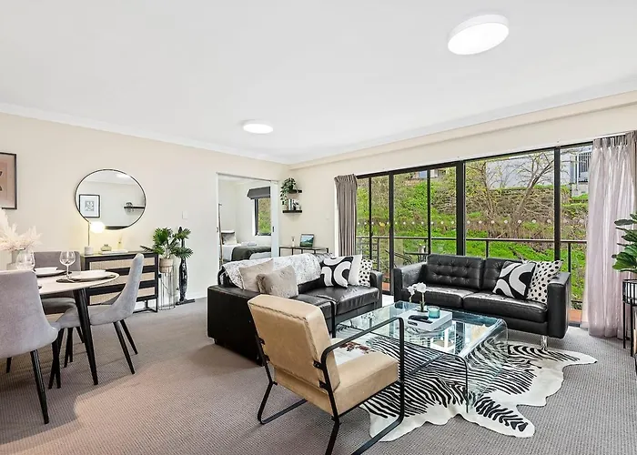 Marvellous Mounts Bay 2Br Apt