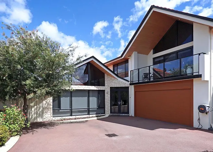 Swanriver Applecross Shortstays