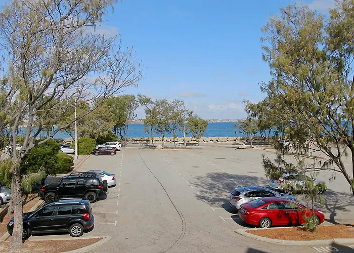 Hillarys Marina Apartment