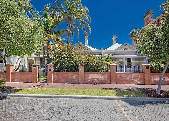 Myozexp Palmerston Lodge