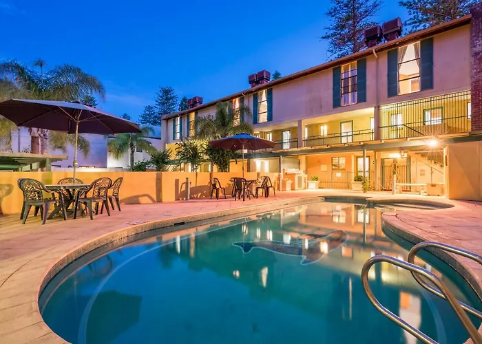 Cottesloe Beach Chalets
