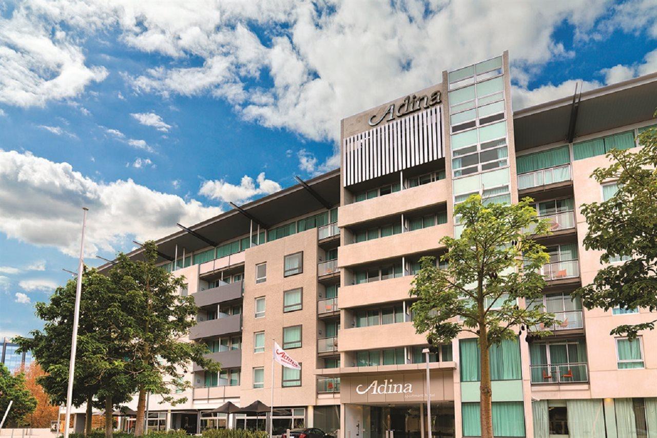 Adina Aparthotel 4*