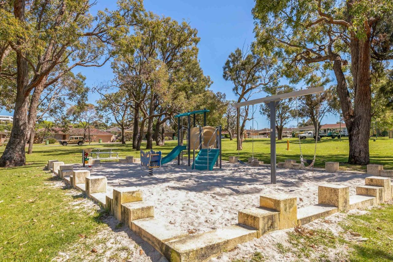 Villa Layman Park