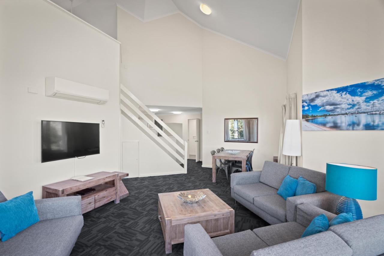 Broadwater Aparthotel 4*