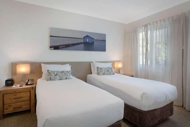 Aparthotel Broadwater 4*