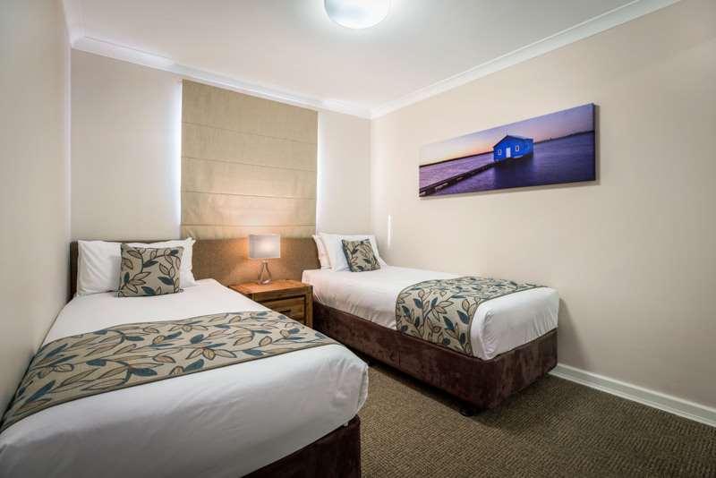 Broadwater 4*