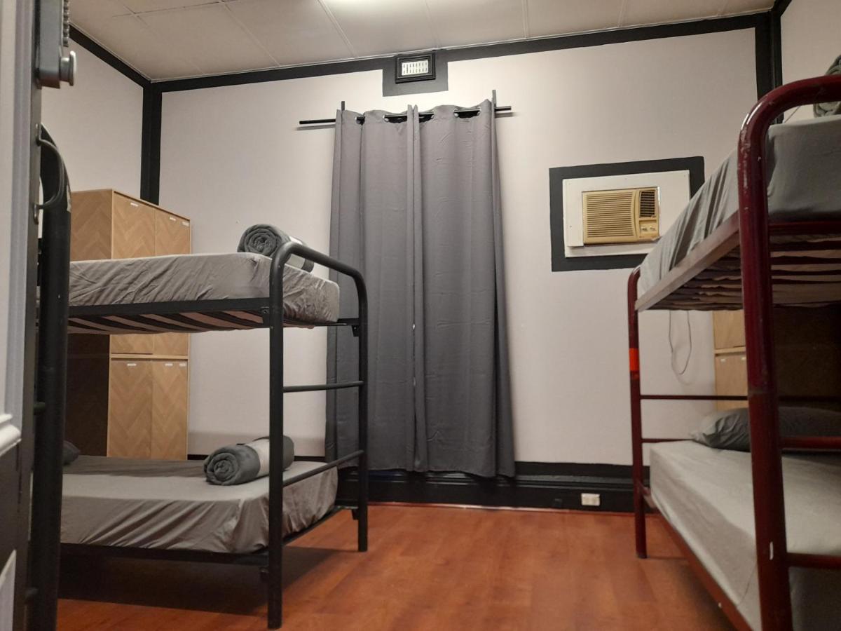 Hostel Ozi Backpackers - - Perth