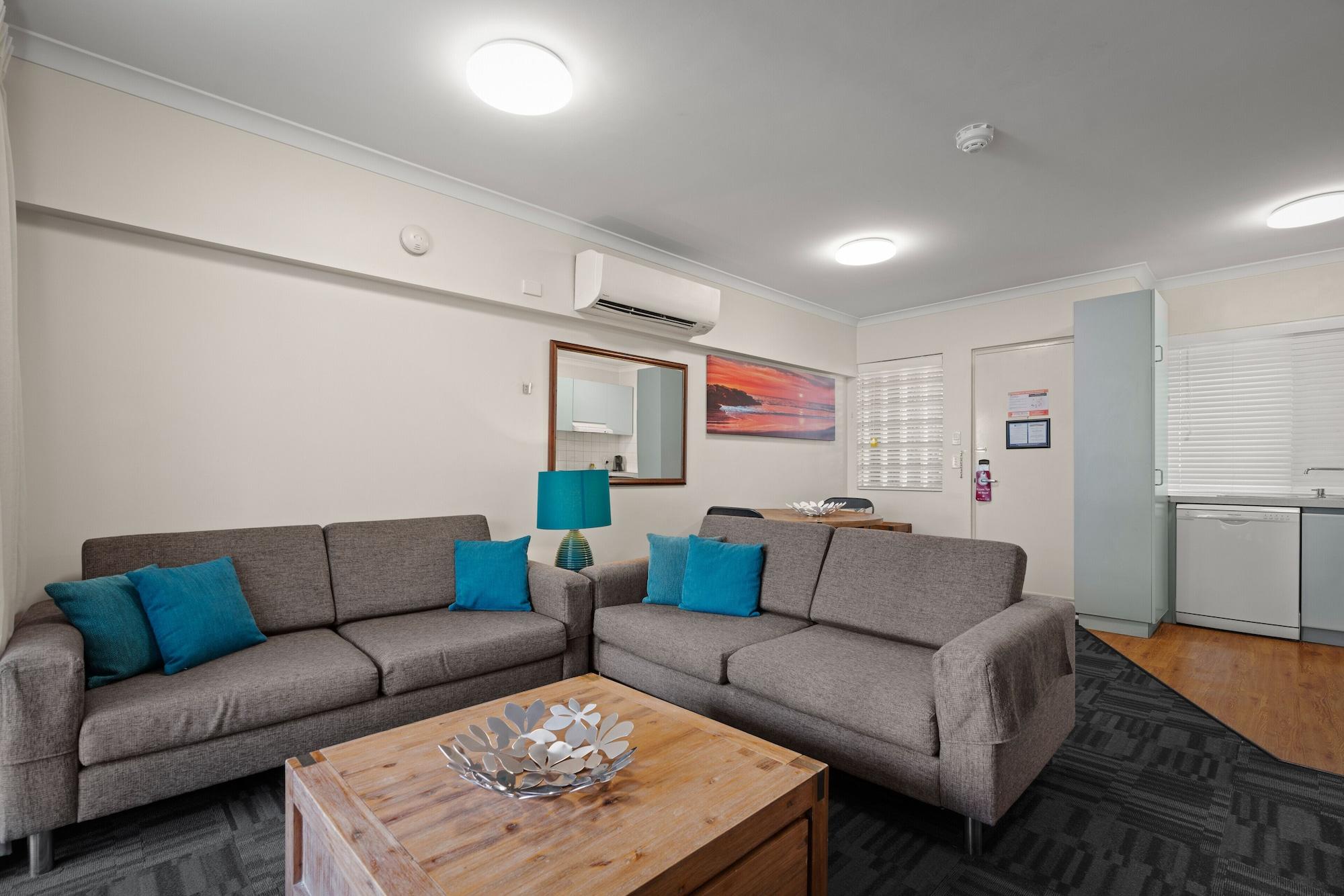 Broadwater 4*
