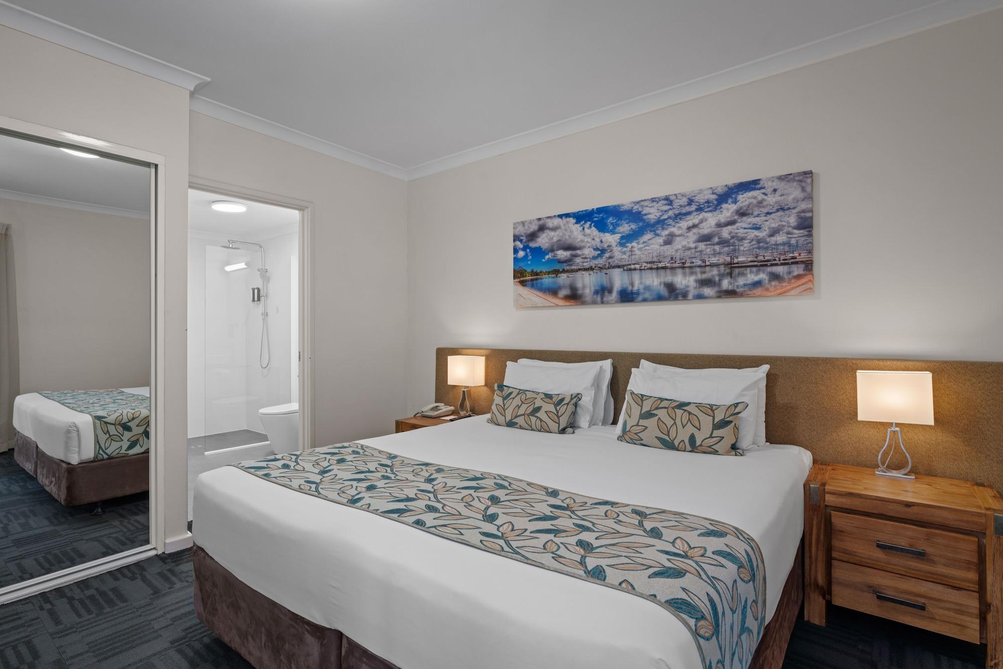 Aparthotel Broadwater 4*