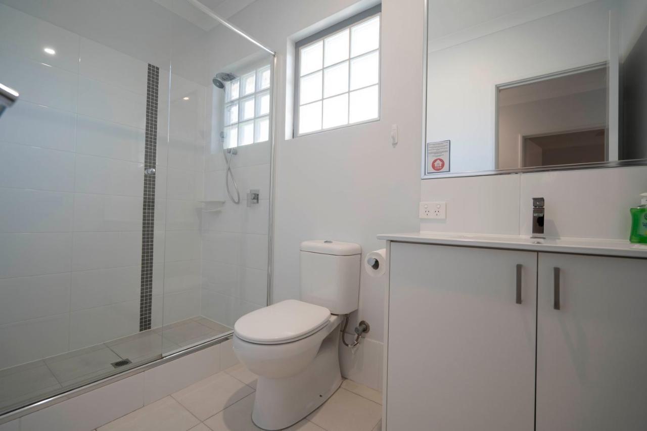 7th Heaven In Cloverdale 2br2ba Parking