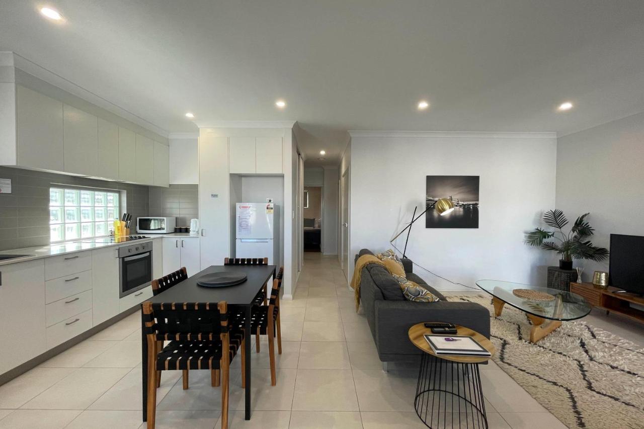 7th Heaven In Cloverdale 2br2ba Parking Apartment Perth