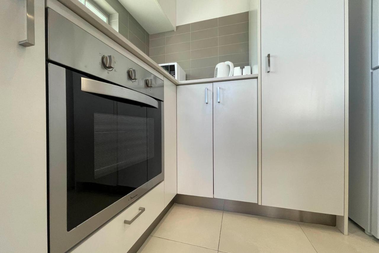 7th Heaven In Cloverdale 2br2ba Parking *