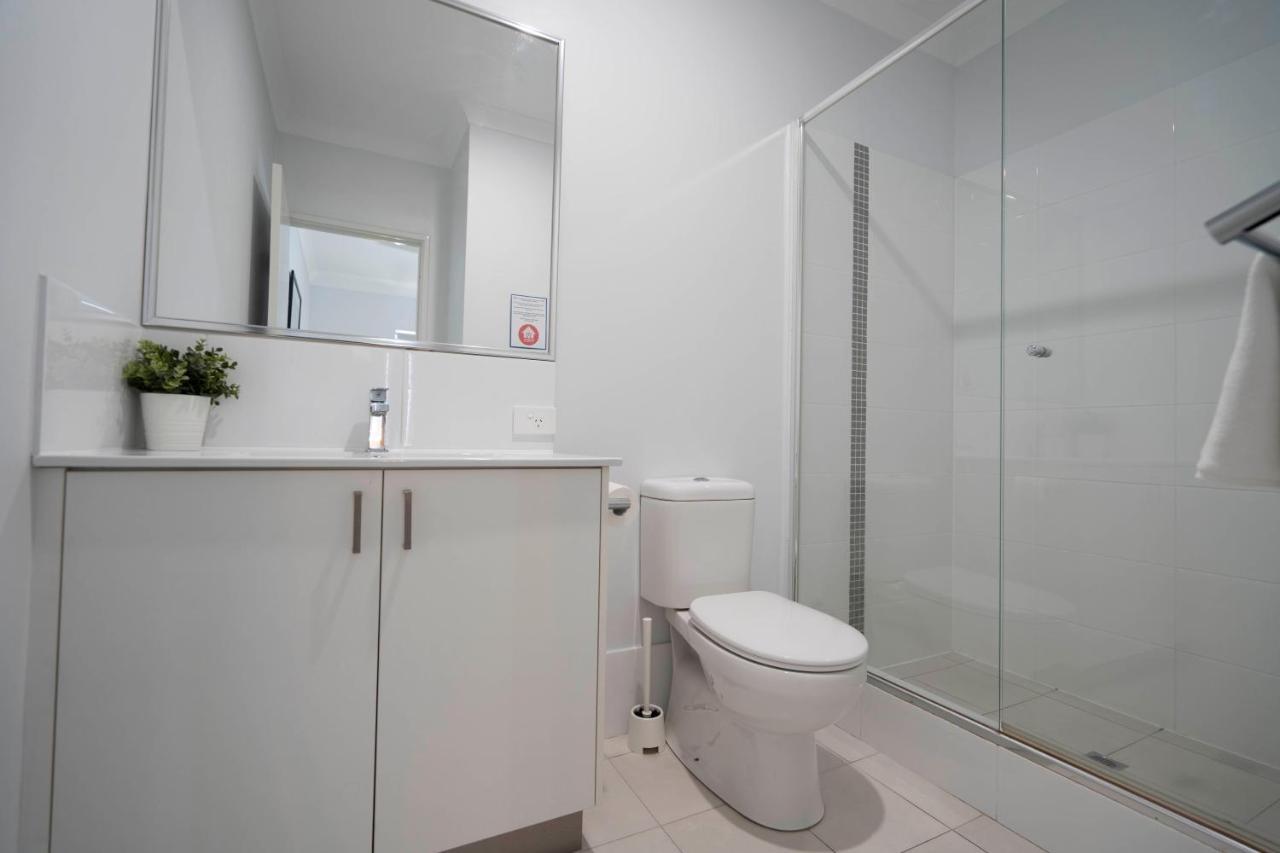 7th Heaven In Cloverdale 2br2ba Parking *