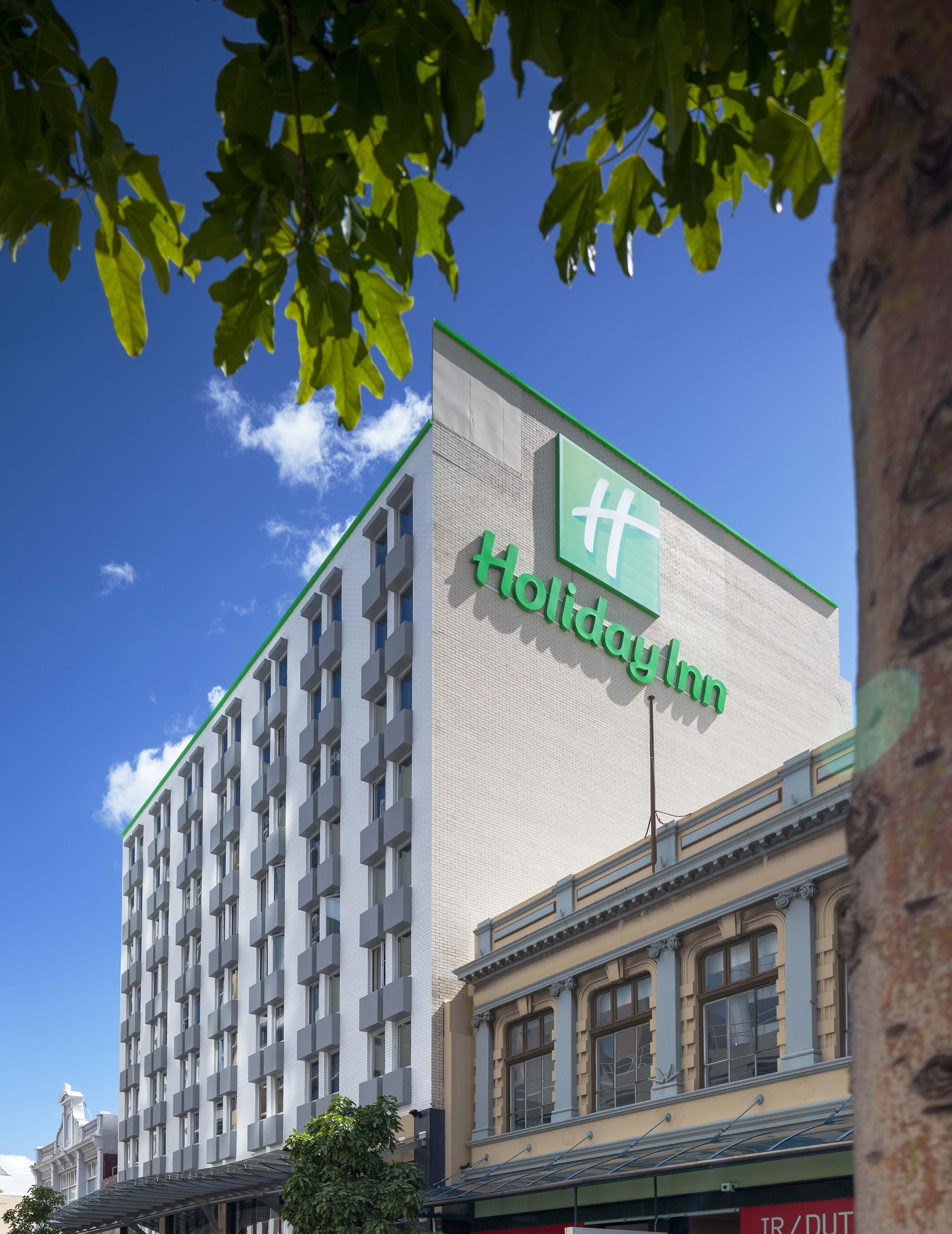 Centre By Ihg Hotel 4*