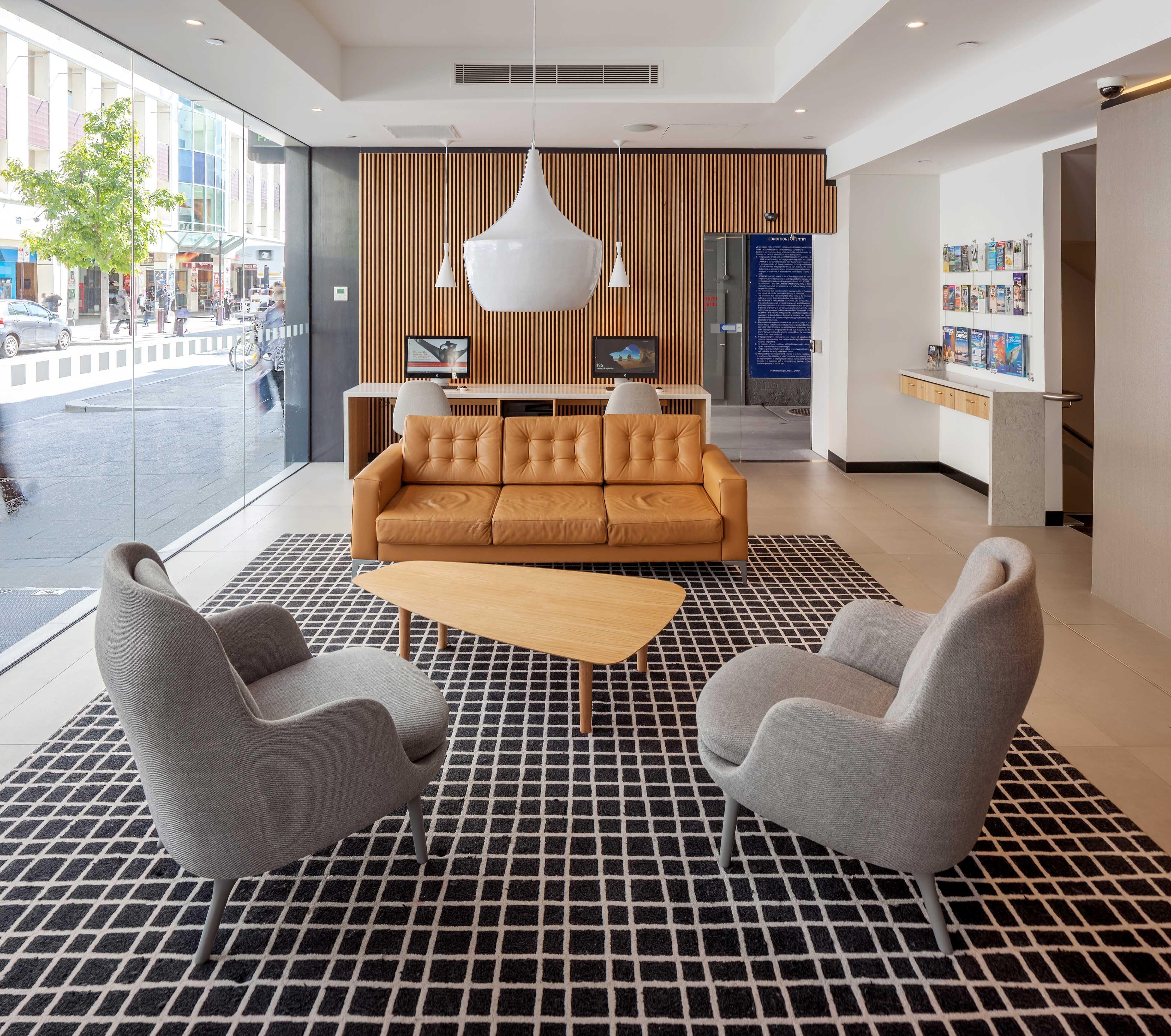 Centre By Ihg Perth
