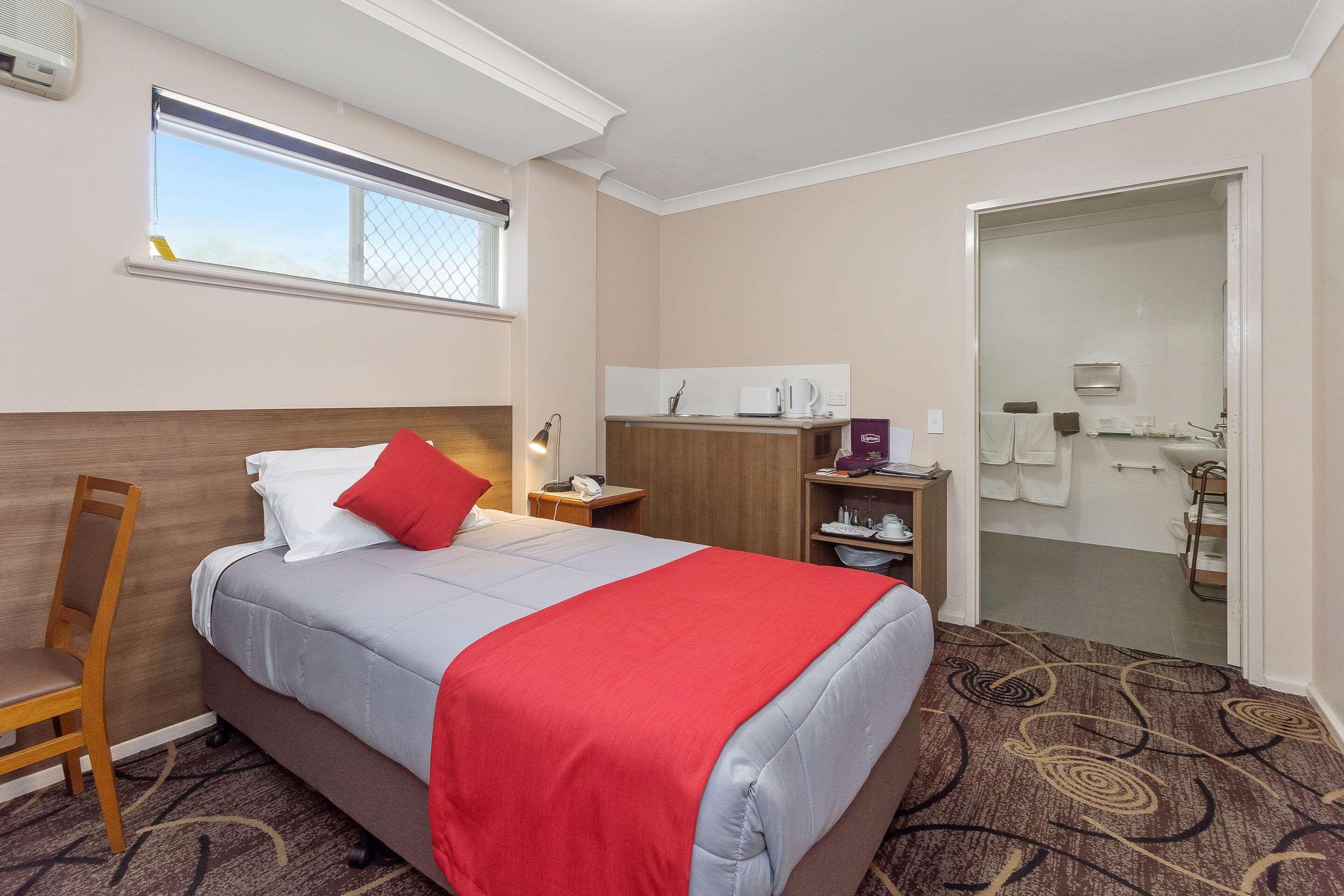 Hotel Quality Bayswater 3*