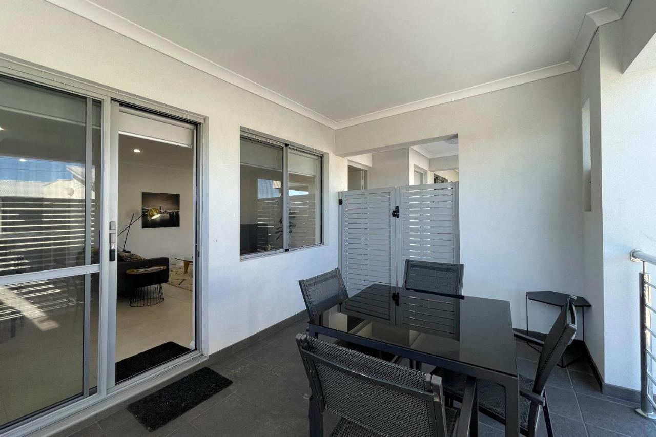 7th Heaven In Cloverdale 2br2ba Parking Perth