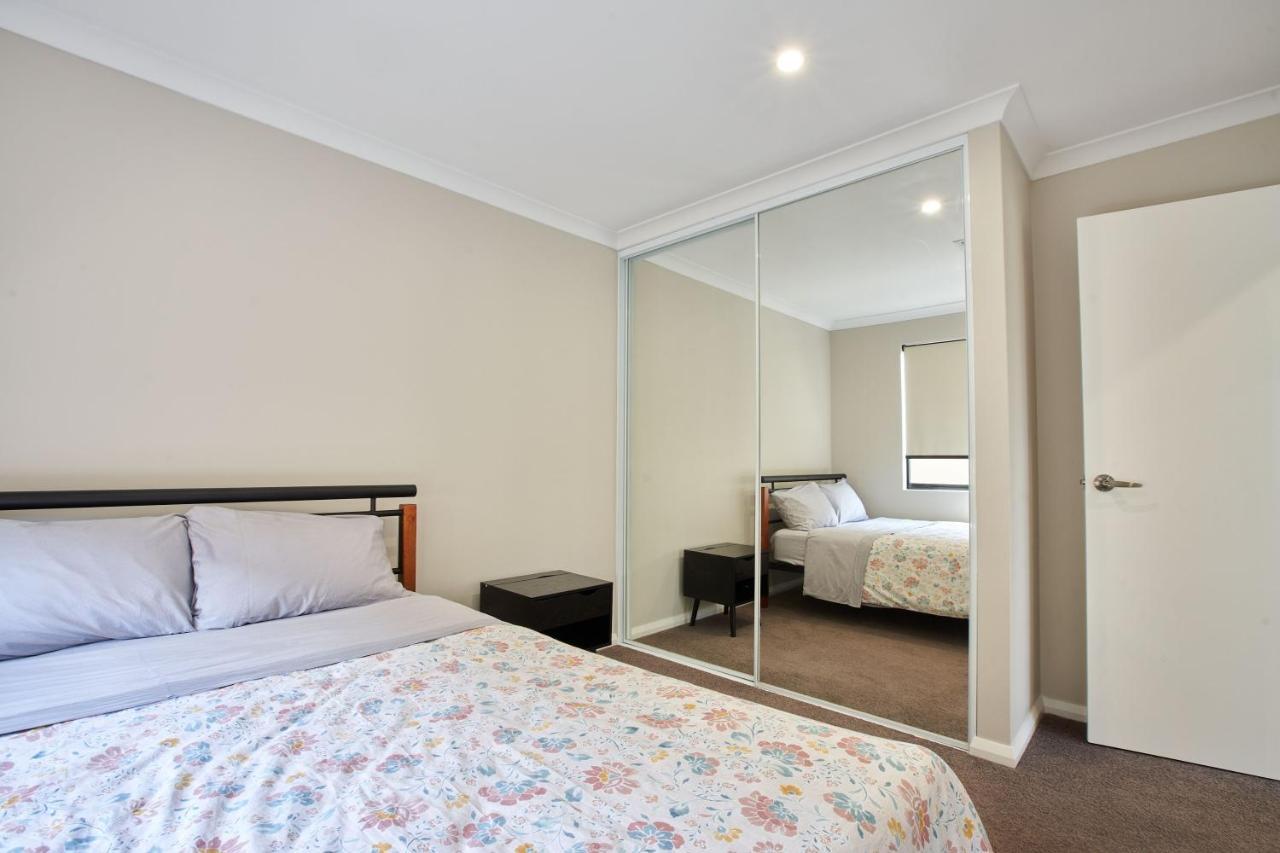 Gorgeous Family House Near Shops Perth