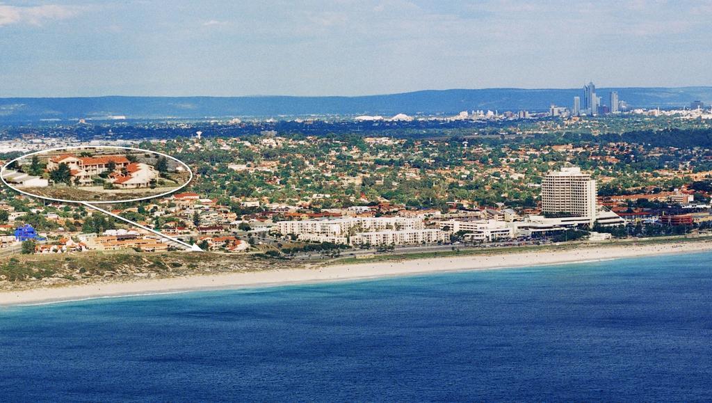 Scarborough & Absolutely Beachfront * Perth