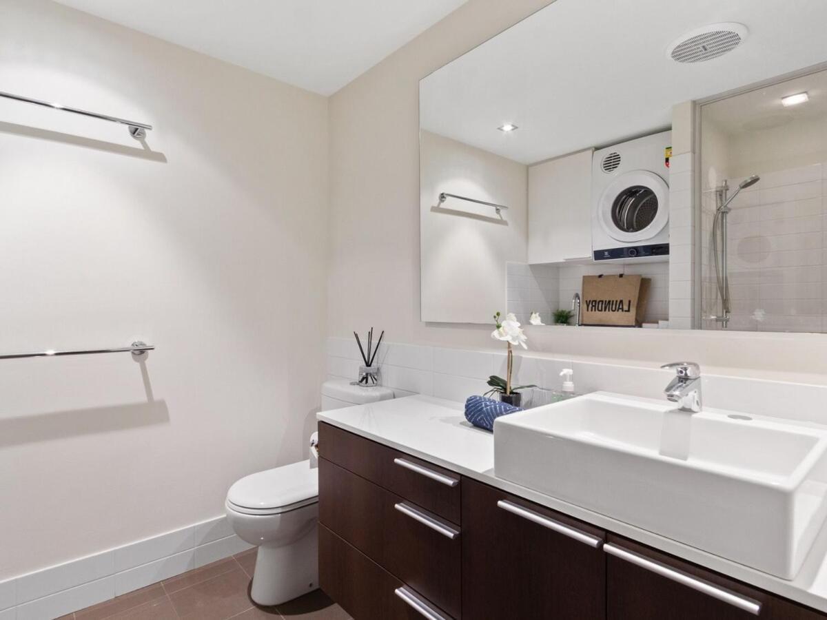 Apartment 2bdrm Skyline Views - Prime For River, Waca, Optus Stadium *