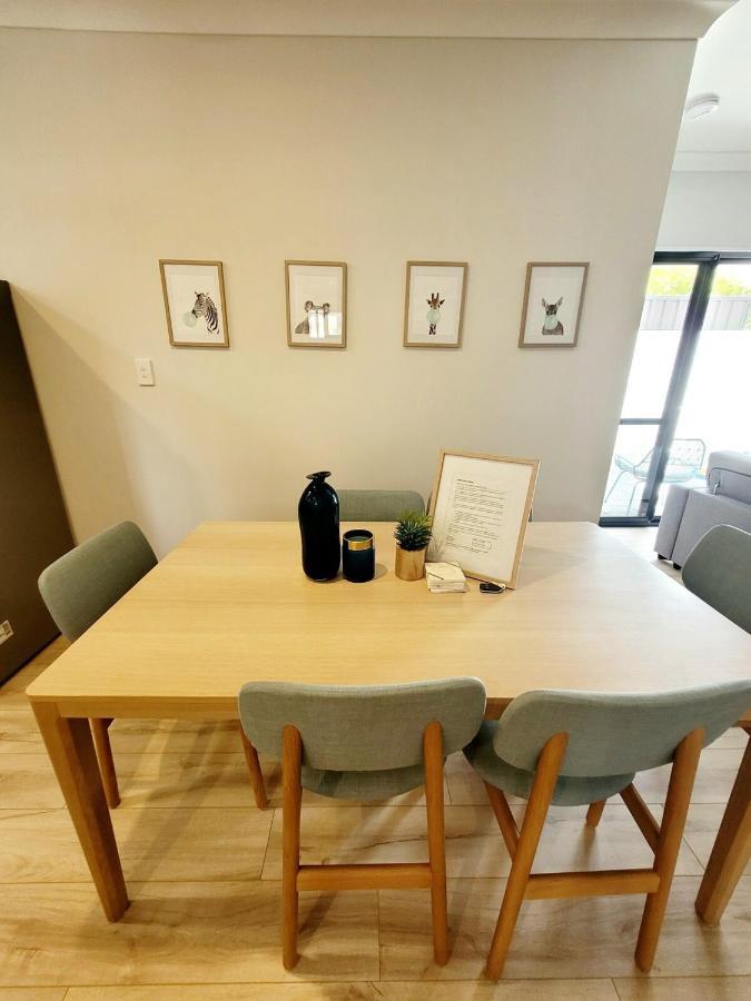 Apartemen Bright Trendy 2bdrm - Walk To River & Shops Perth