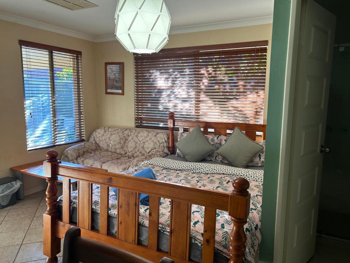 Master With Ensuit In A Lovly House Perth