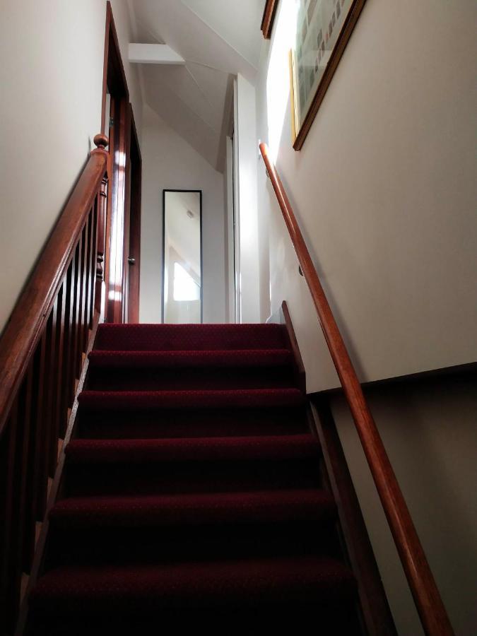 Snow-white's 2 Bedroom Heart In 6000 Perth