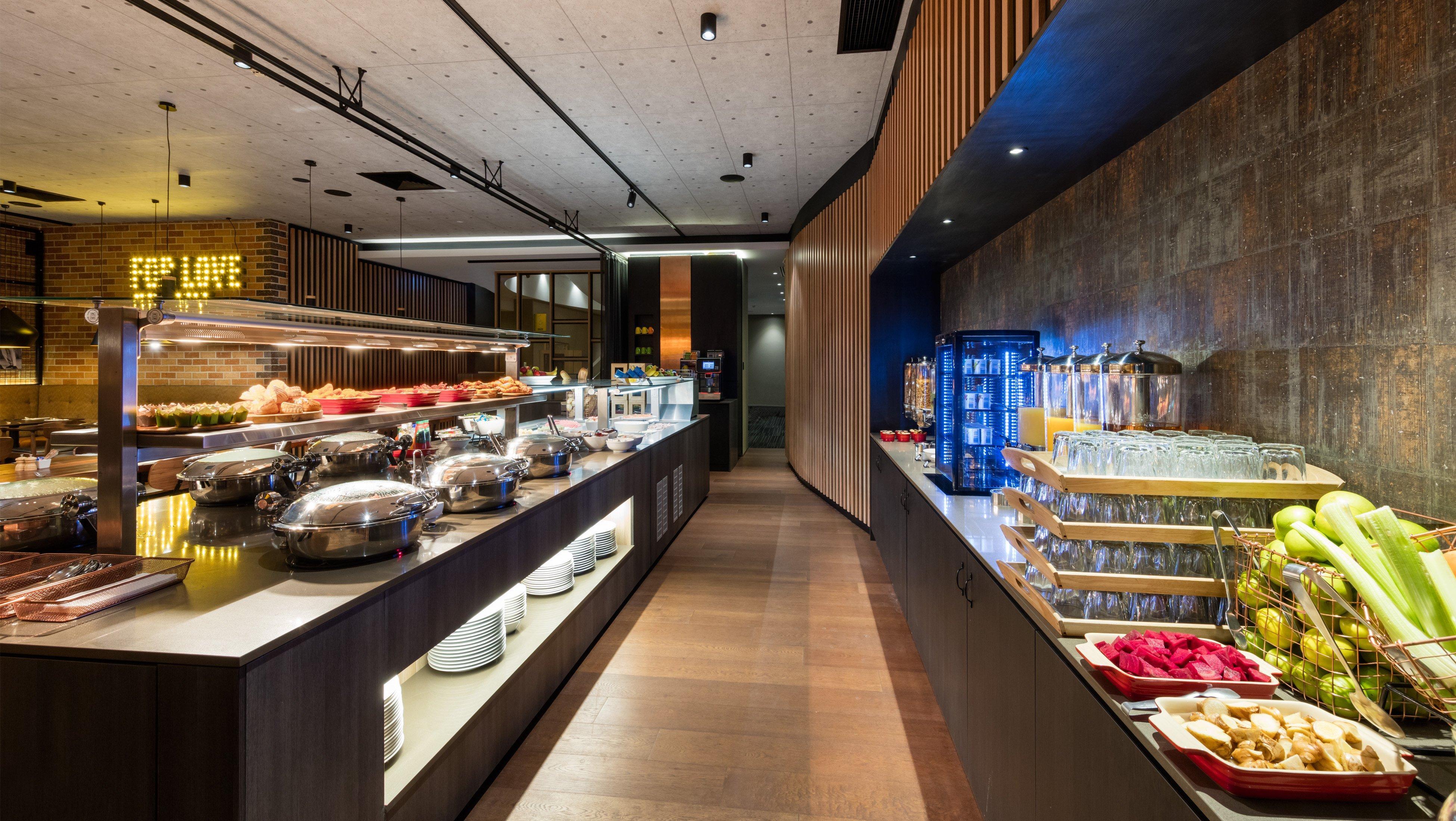 Centre By Ihg Hotel