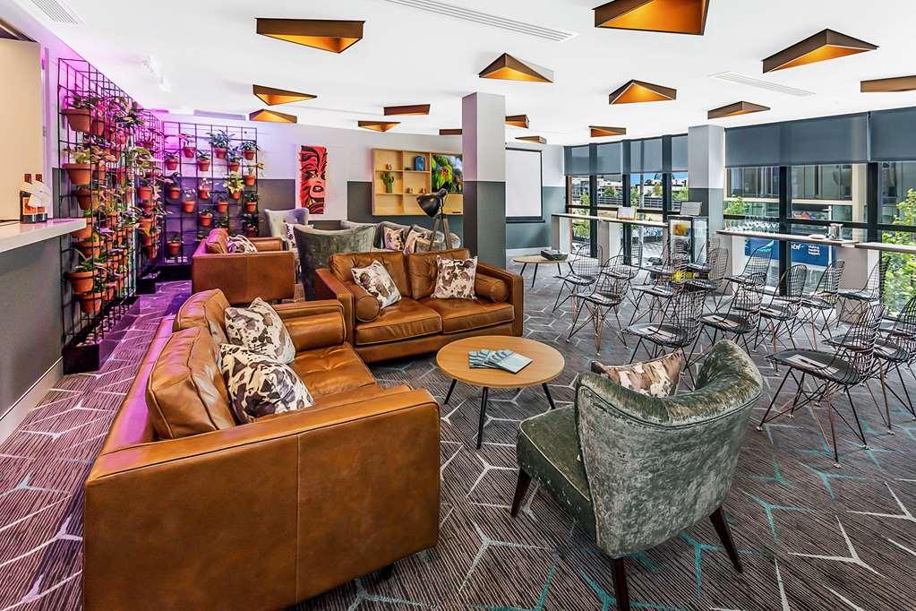 Rydges Kings Square Hotel 4*