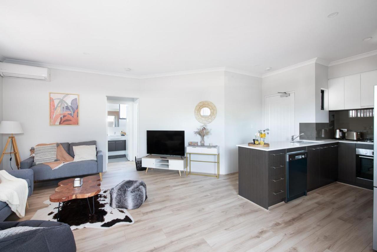 Cozy Lovely 2bdrm Walk To River Apartemen *