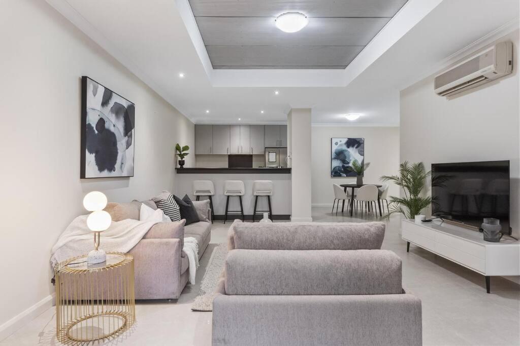 Apartment Luxury Retreat In The Heart Of Subiaco