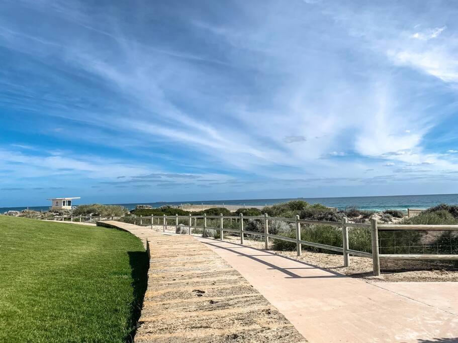 The Retreat On Nautilus ~ Walk To