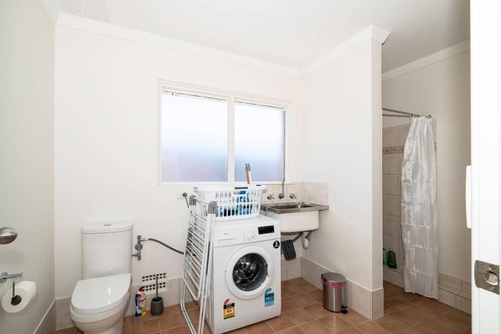 23 Burswood Comfort Walk To Crown & Optus Apartment *