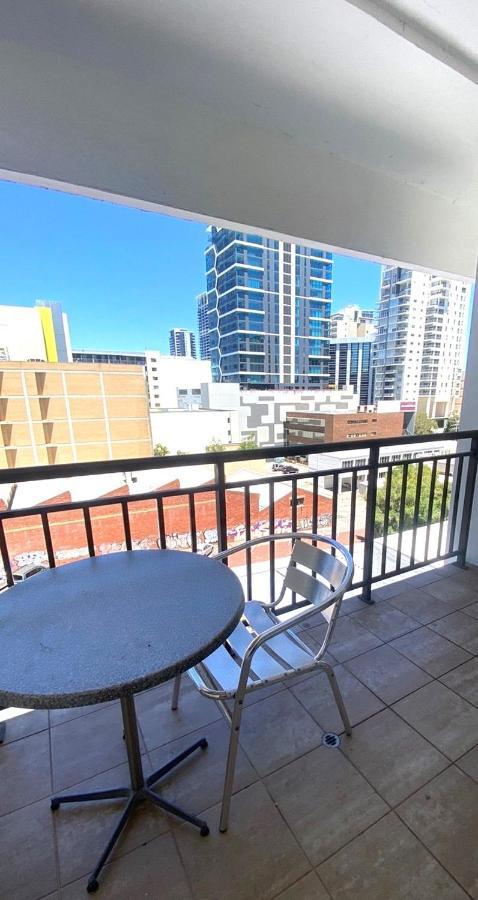 408 Abundant Abode Cbdpad Location Apartment Perth