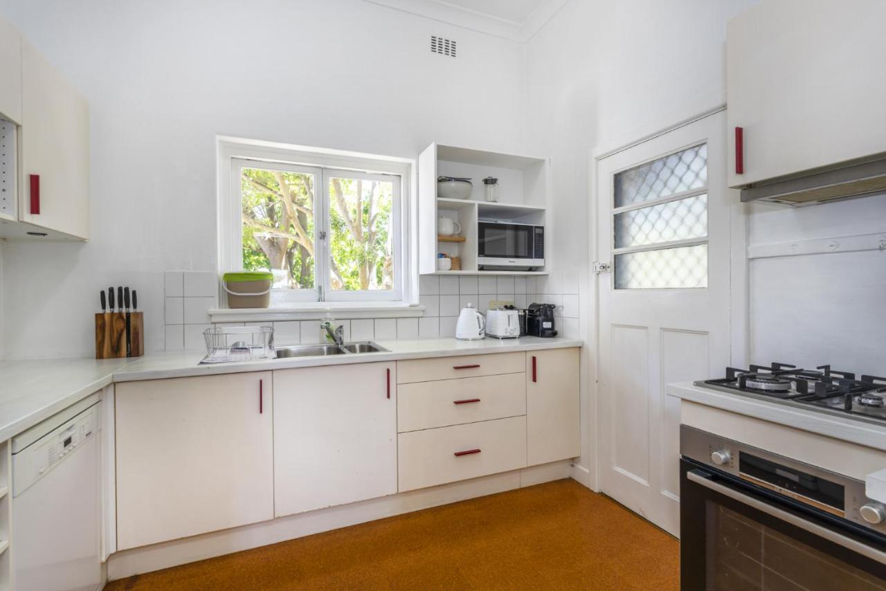 Cottesloe Seascape - Executive Escapes Apartment Perth